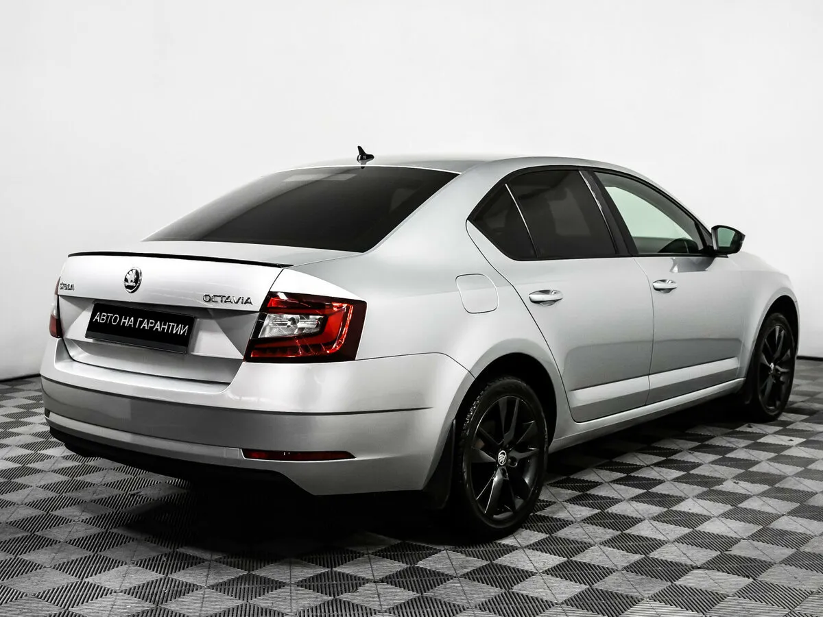 Skoda Octavia III (A7) Рестайлинг · Laurin & Klement — фото 5