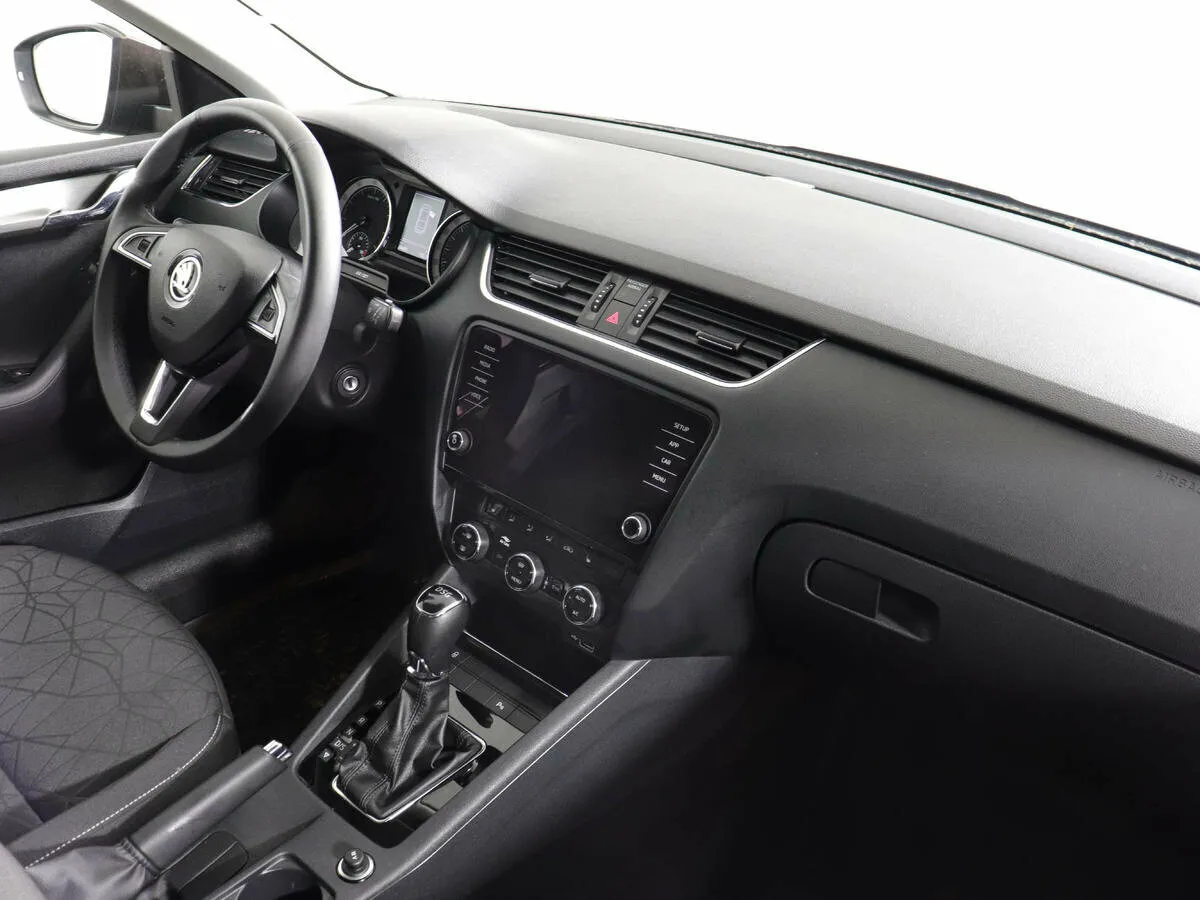 Skoda Octavia III (A7) Рестайлинг · Ambition — фото 5