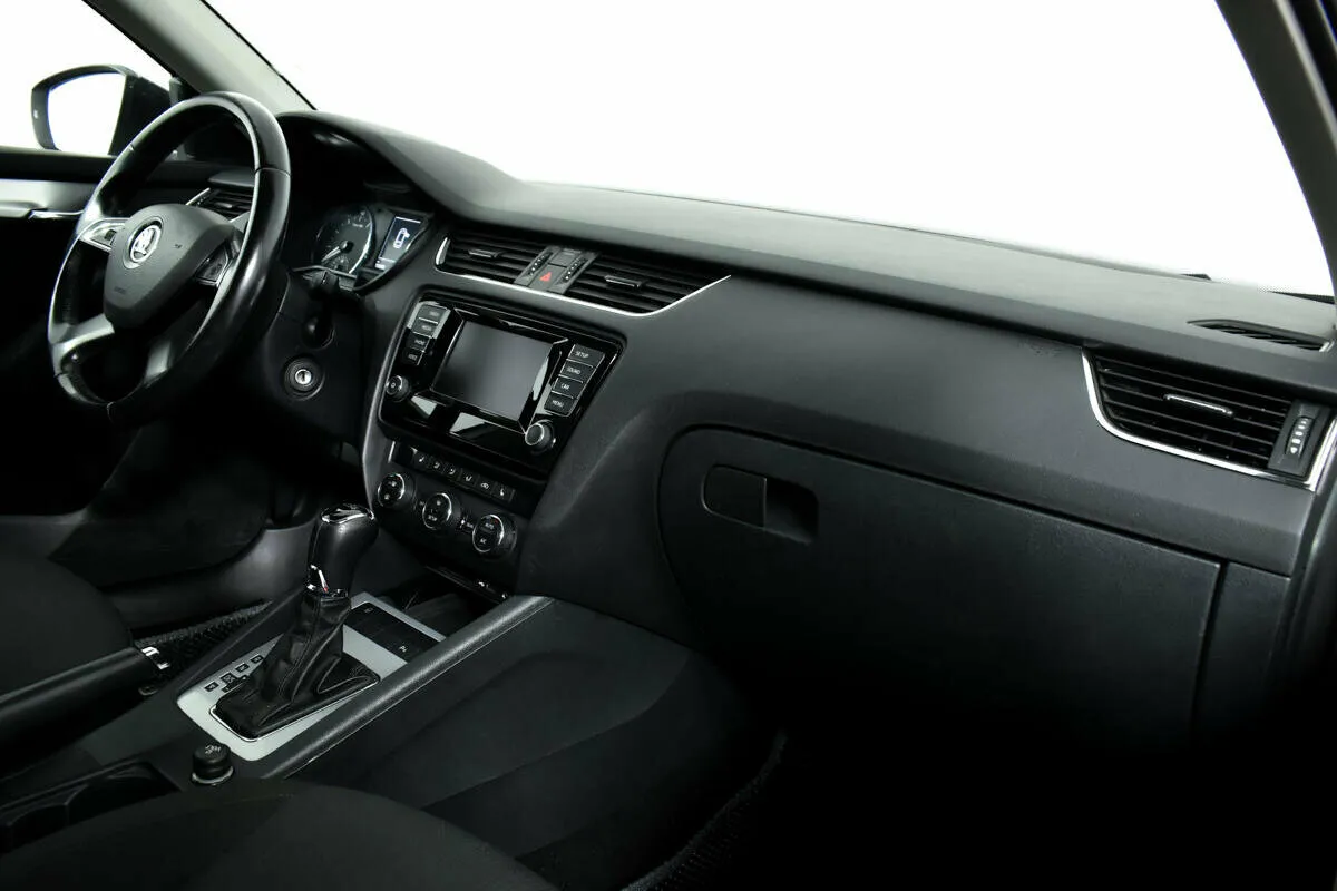 Skoda Octavia III (A7) · Ambition — фото 5