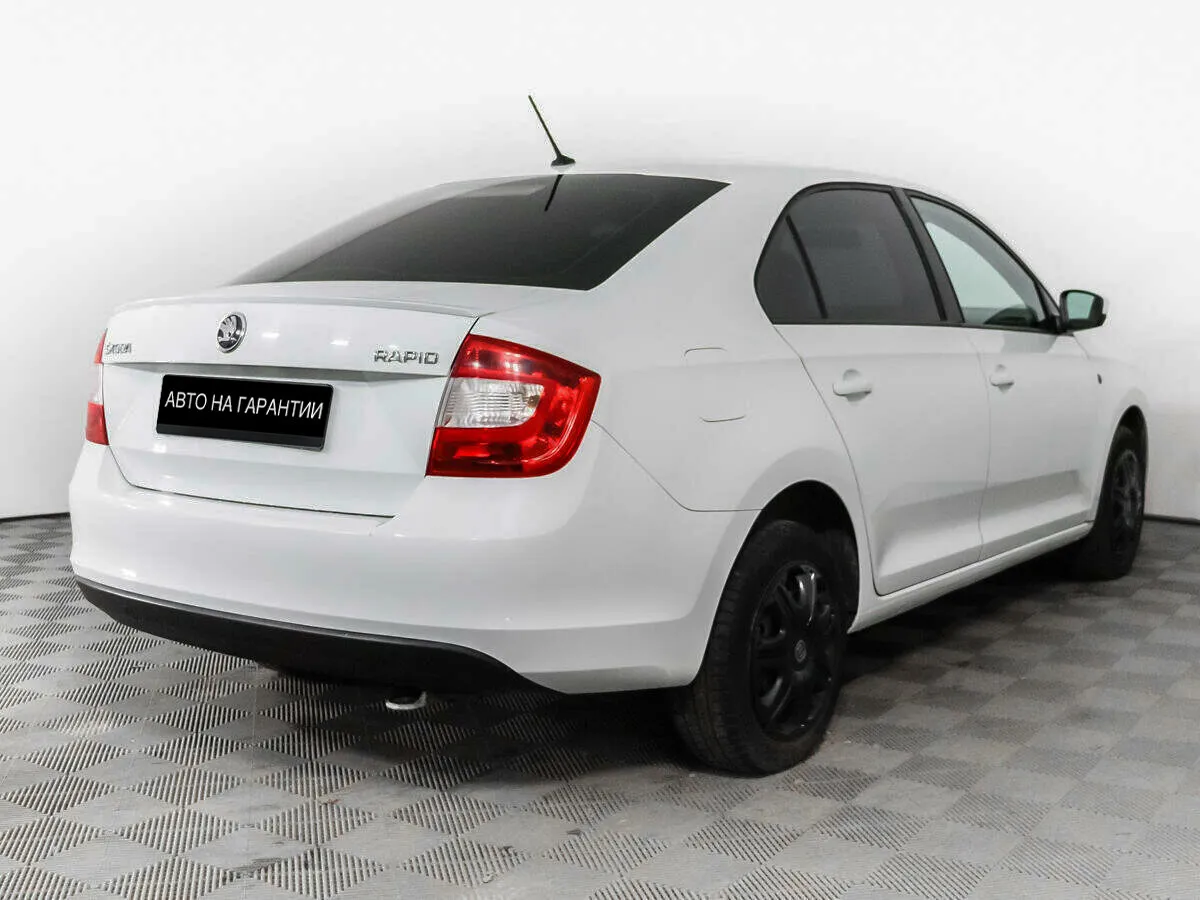 Skoda Rapid I · Ambition — фото 3