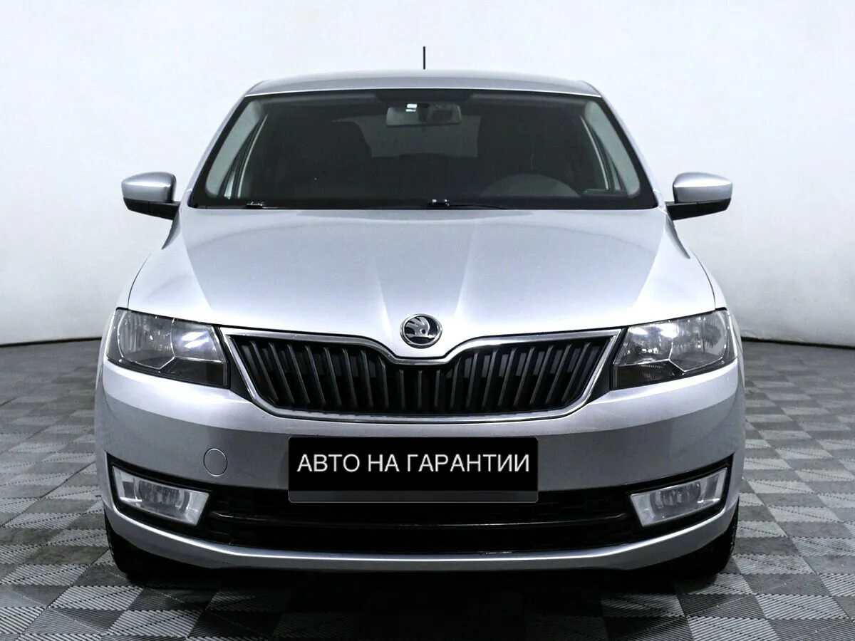 Skoda Rapid I — фото 2