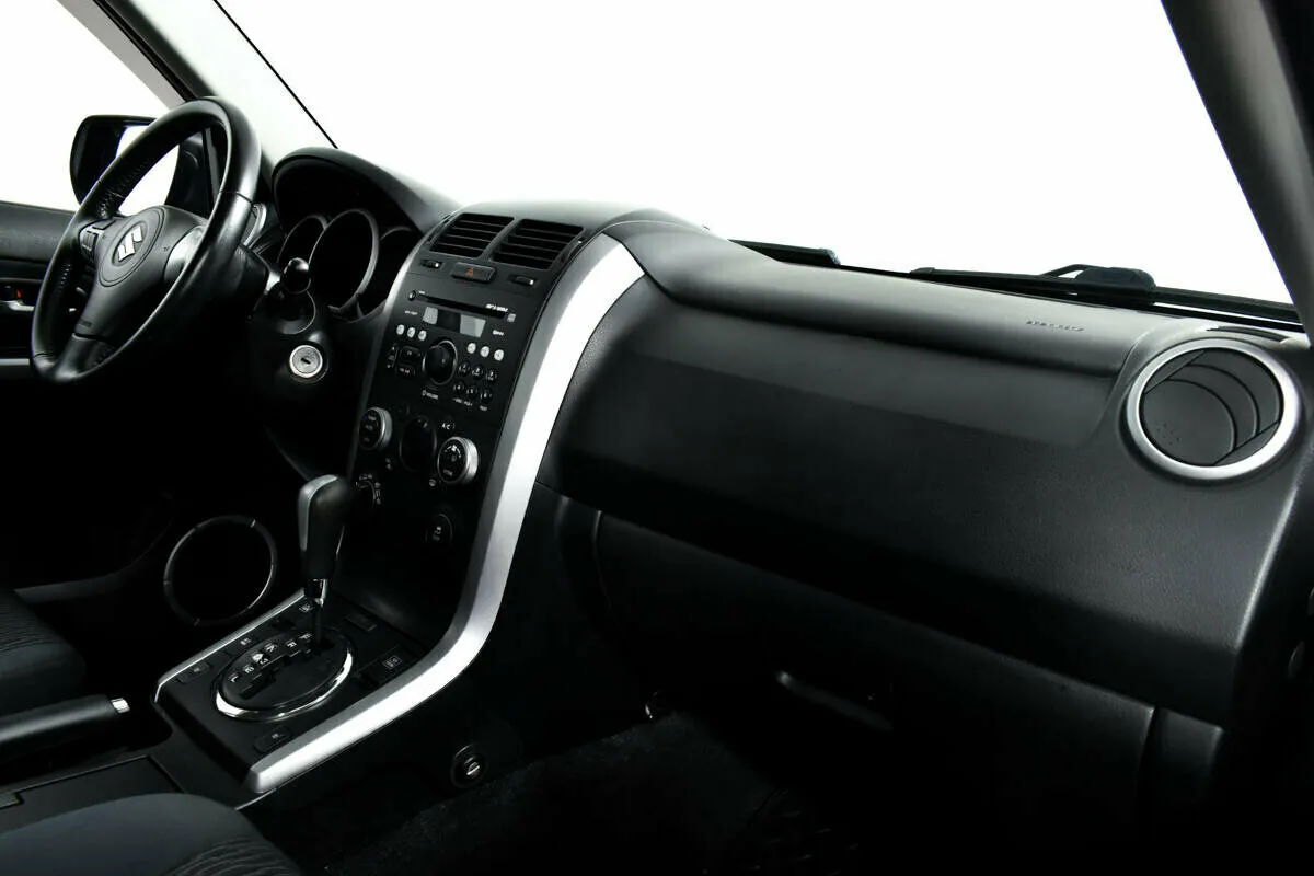Suzuki Grand Vitara II Рестайлинг 2 · Exclusive — фото 5