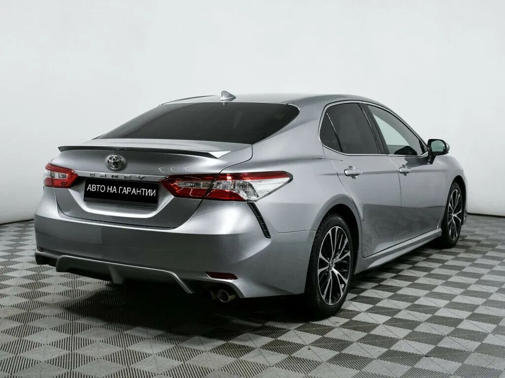 Toyota Camry VIII (XV70) — фото 3
