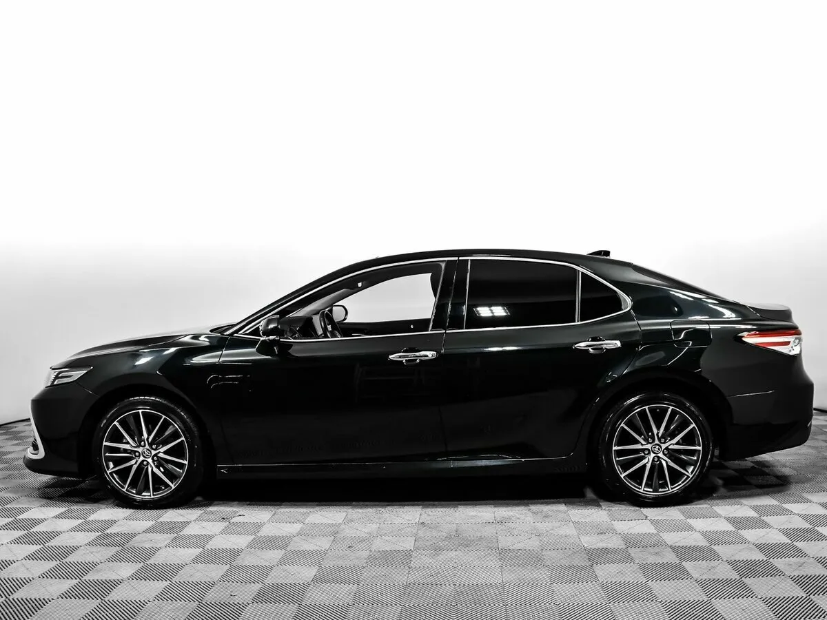 Toyota Camry VIII (XV70) Рестайлинг · Luxury — фото 3