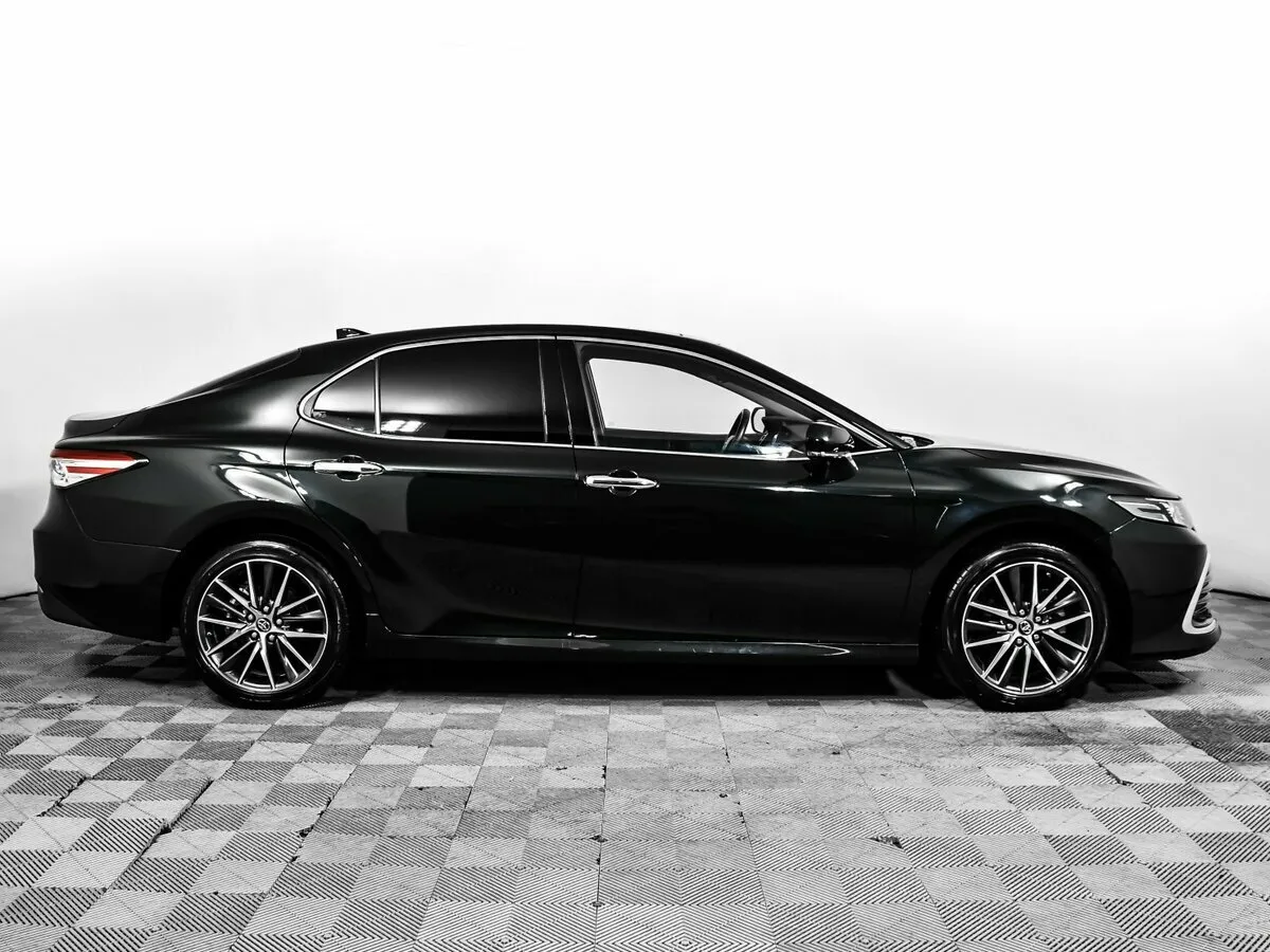 Toyota Camry VIII (XV70) Рестайлинг · Luxury — фото 4