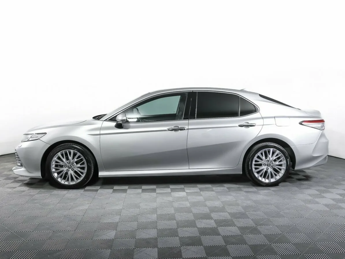 Toyota Camry VIII (XV70) · Люкс Safety — фото 3