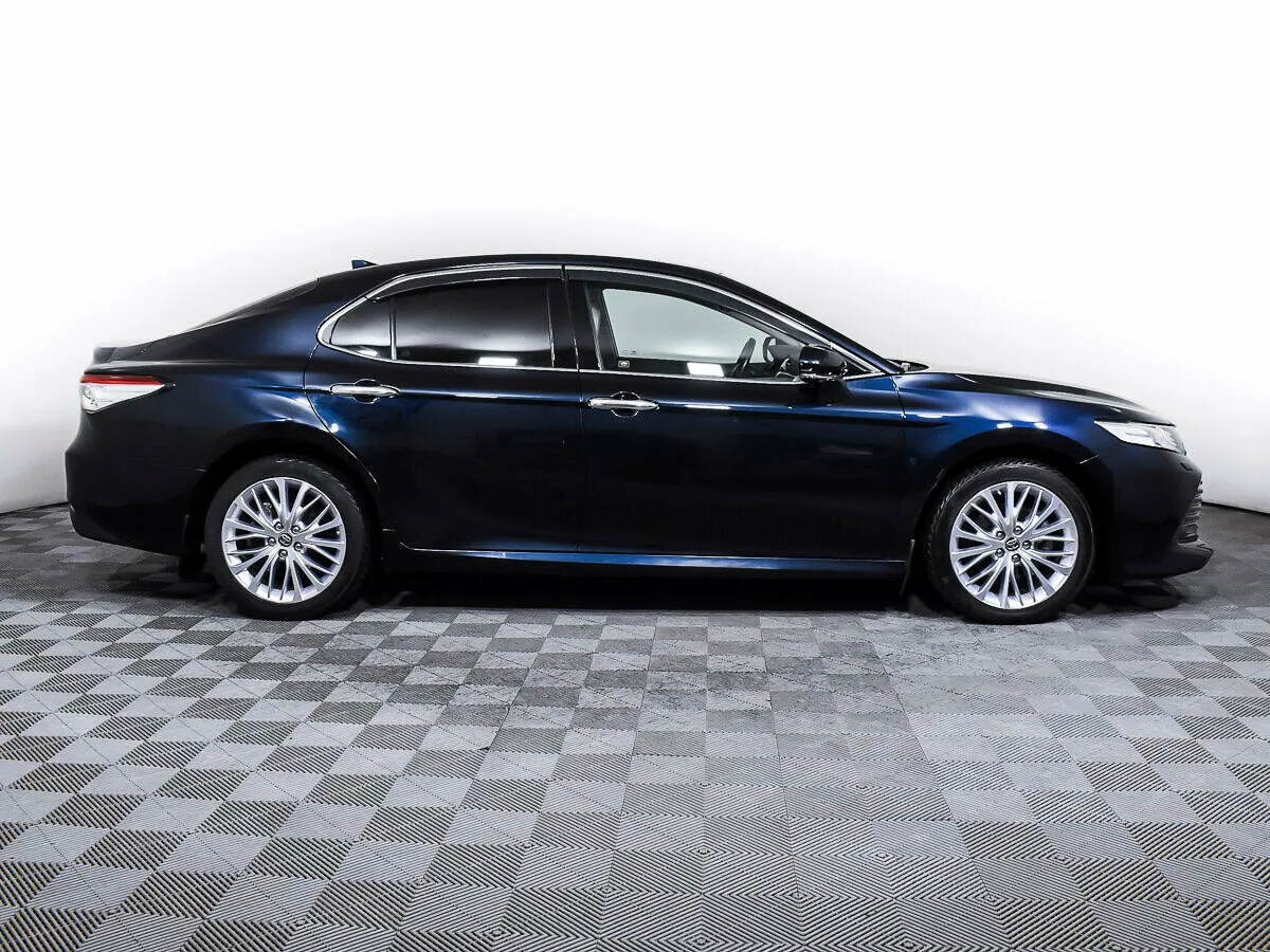 Toyota Camry VIII (XV70) · Люкс Safety — фото 4