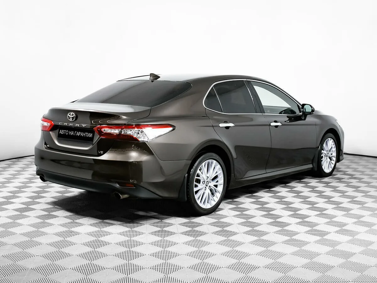 Toyota Camry VIII (XV70) · Executive Safety — фото 3
