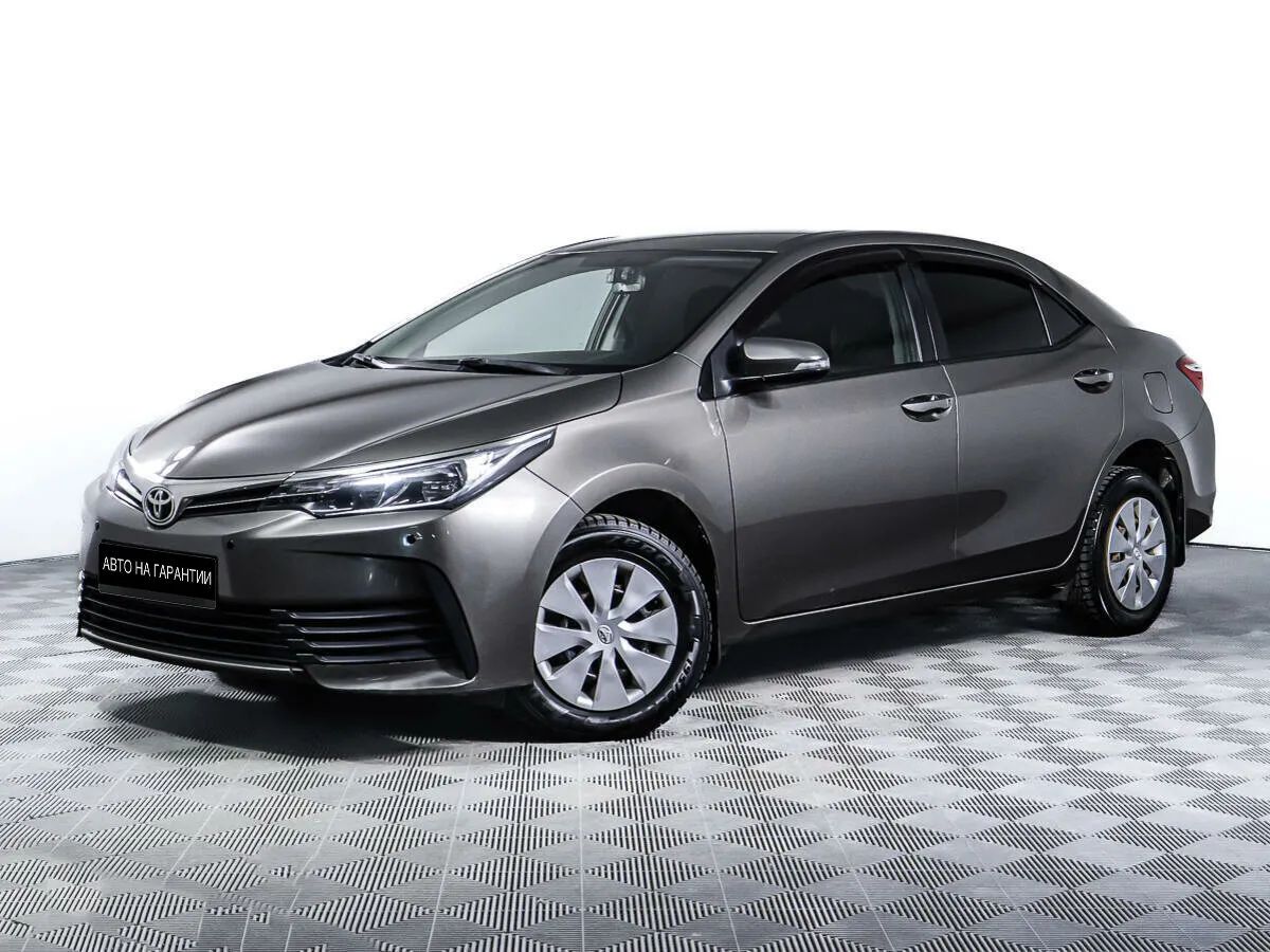 Toyota Corolla XI (E160, E170, E180) Рестайлинг 1 · Стиль Плюс