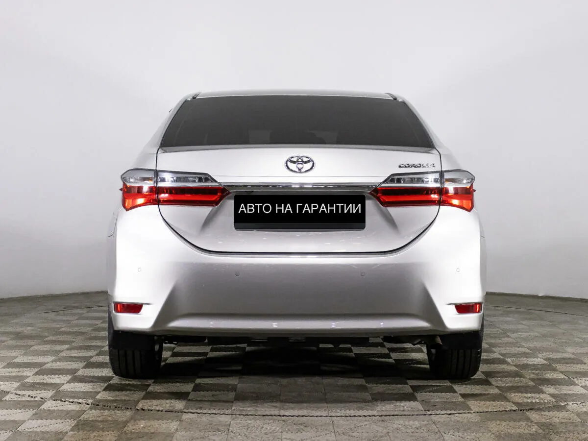 Toyota Corolla XI (E160, E170, E180) Рестайлинг 1 · Стиль Плюс — фото 4