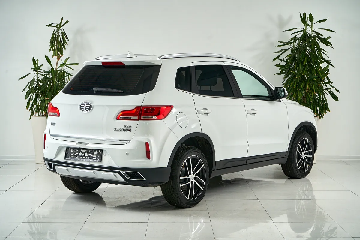 FAW Besturn X40 I · Luxury — фото 4