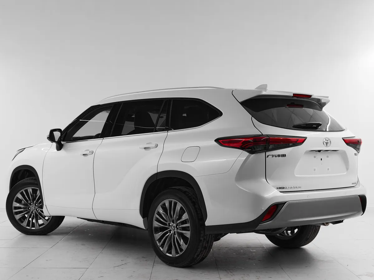 Toyota Highlander IV (XU70) · Люкс — фото 4