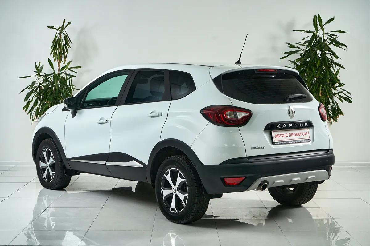 Renault Kaptur I · Life — фото 5