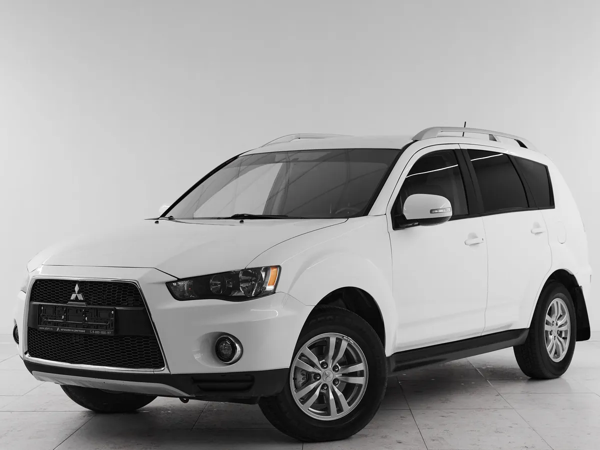 Mitsubishi Outlander II Рестайлинг · Instyle