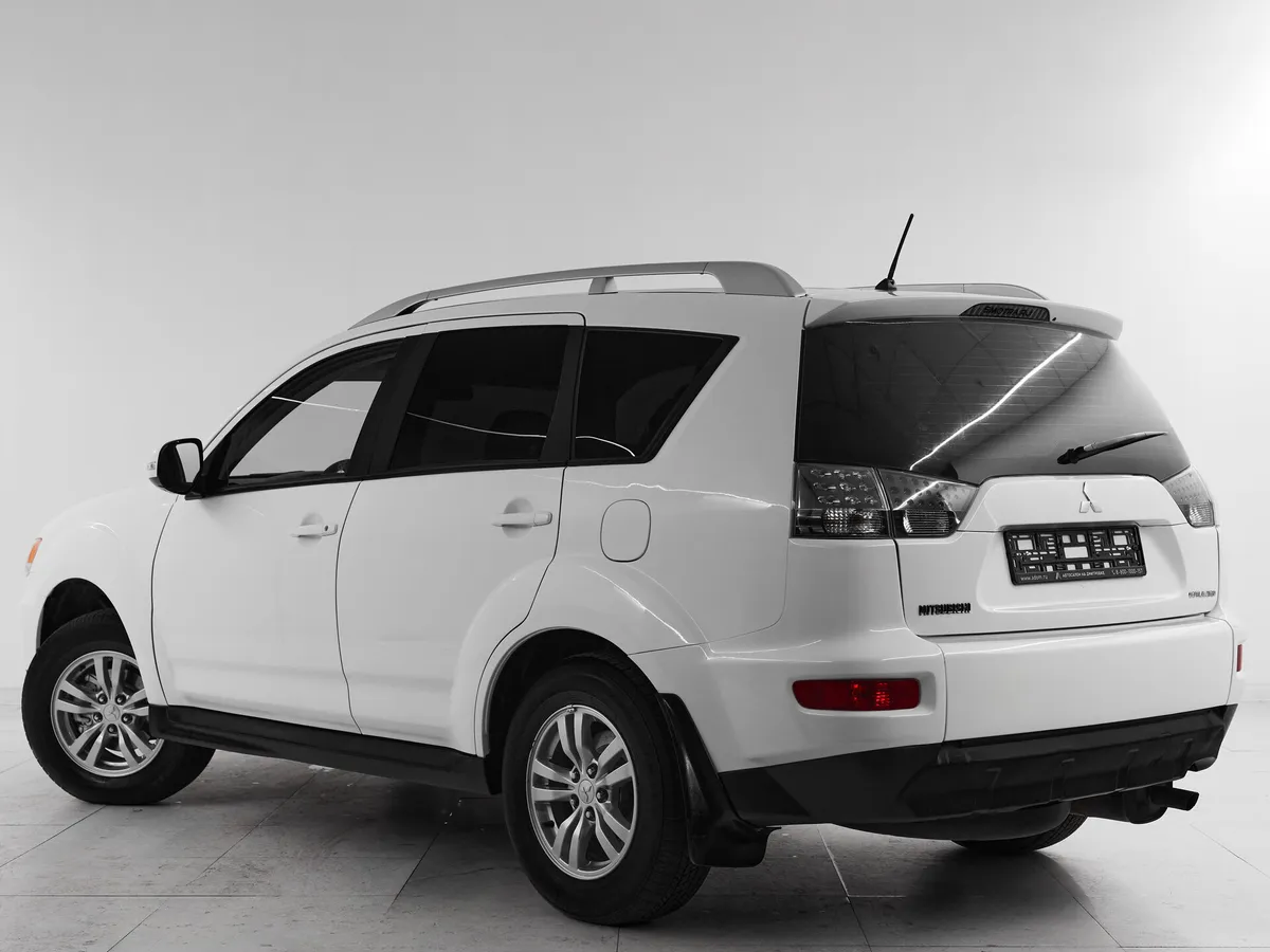 Mitsubishi Outlander II Рестайлинг · Instyle — фото 4