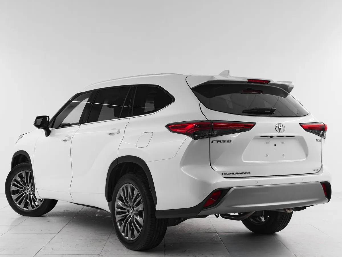 Toyota Highlander IV (XU70) · Люкс — фото 4