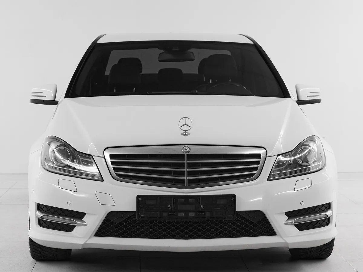 Mercedes-Benz C-Класс III (W204) Рестайлинг · C 180 — фото 2