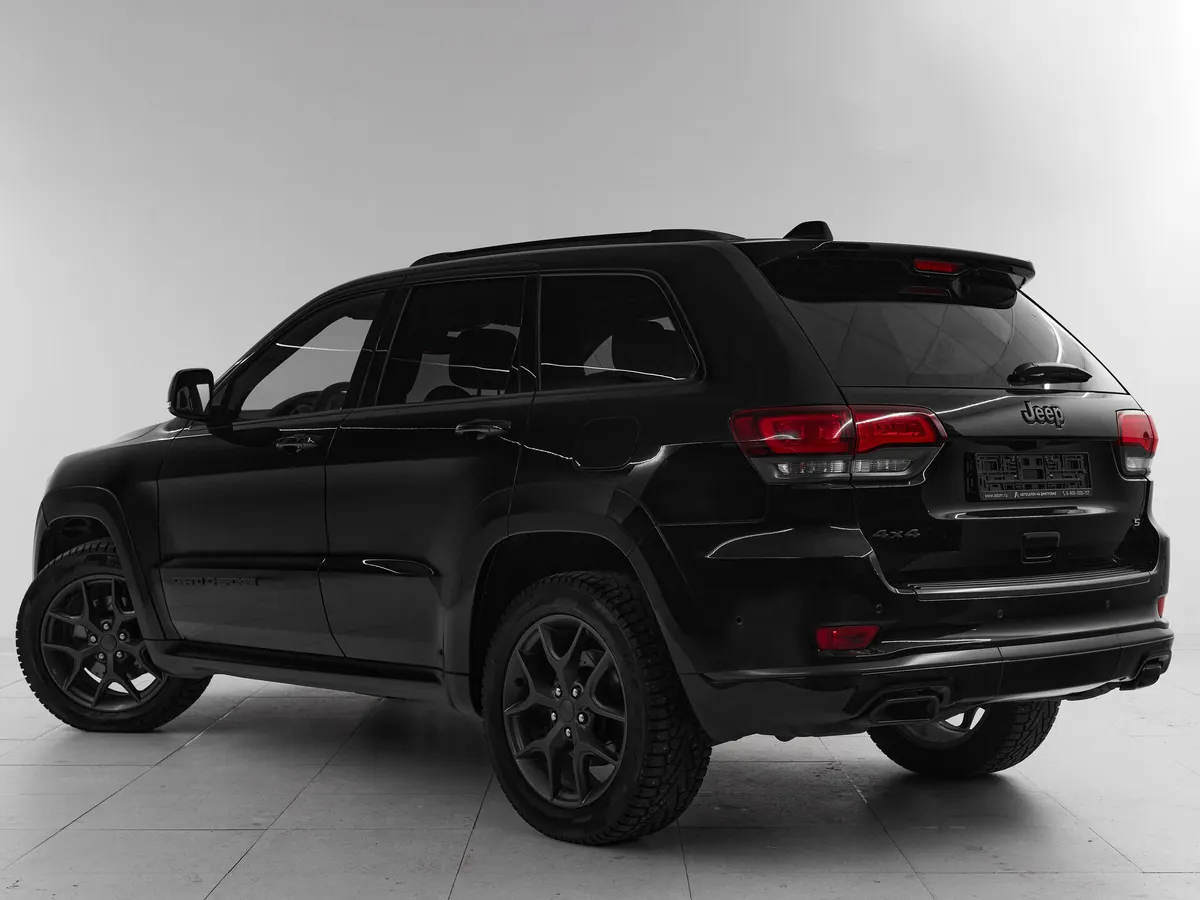 Jeep Grand Cherokee IV (WK2) Рестайлинг · Overland(2013-2016) — фото 4