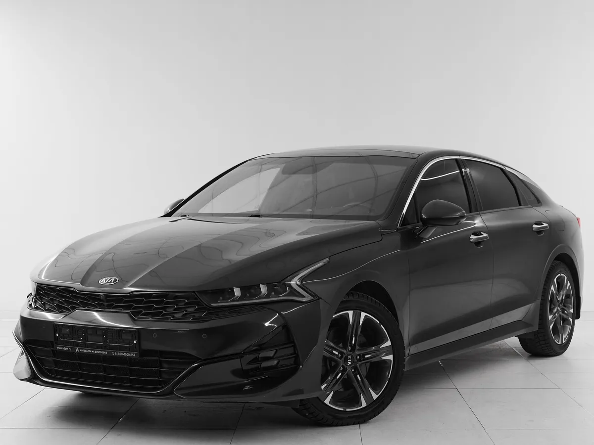 Kia K5 III · GT Line