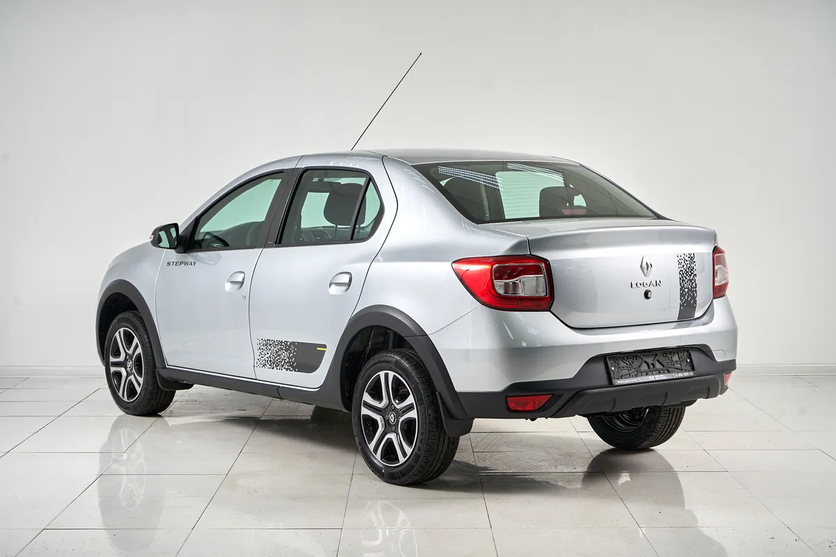 Renault Logan II Рестайлинг · Stepway Life — фото 4