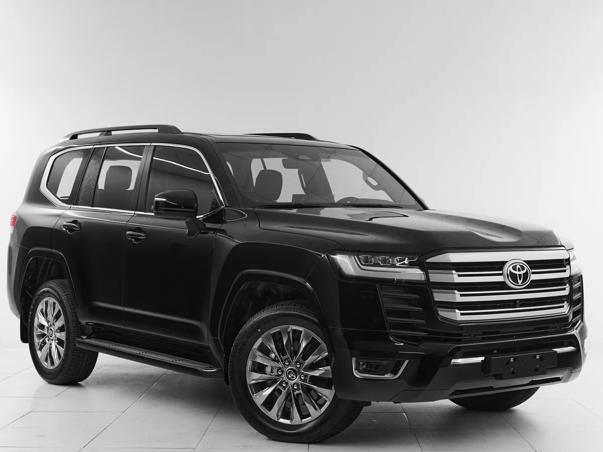 Toyota Land Cruiser 300 Series · EXR — фото 3