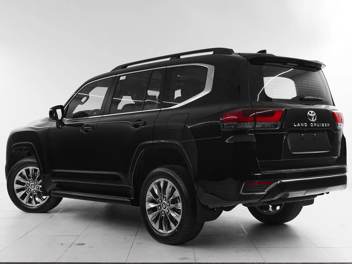 Toyota Land Cruiser 300 Series · EXR — фото 4
