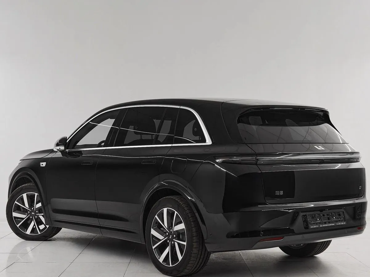 Li Auto (Lixiang) L7 I Рестайлинг · Ultra (2024) — фото 4