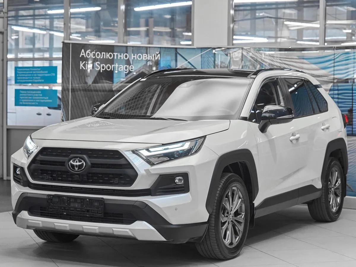 Toyota RAV4 V (XA50) · Adventure Plus