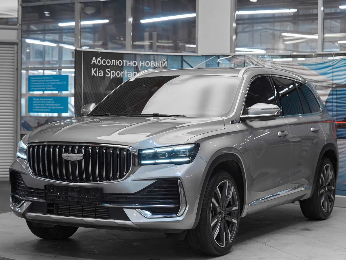 Geely Monjaro I · Flagship (Xingyue L)