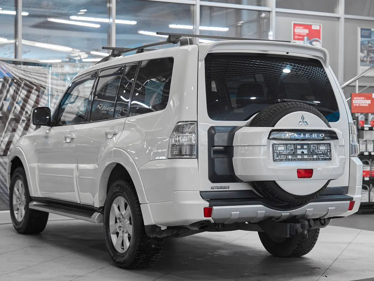 Mitsubishi Pajero IV Рестайлинг 1 · Intense — фото 4