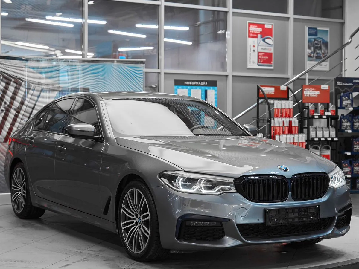 BMW 5 серии VII (G30/G31/G38) · 530i xDrive M Sport — фото 3