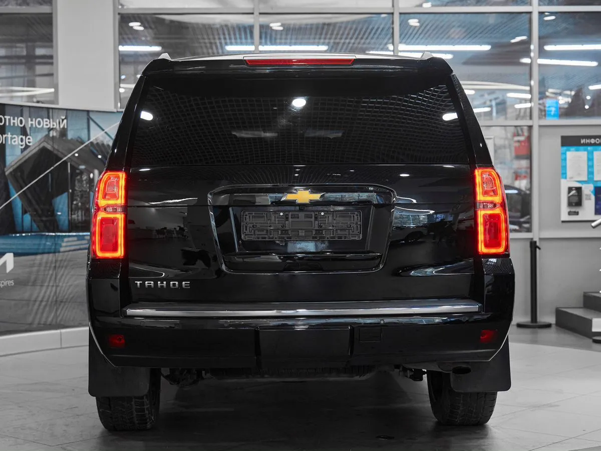 Chevrolet Tahoe IV · LTZ — фото 5