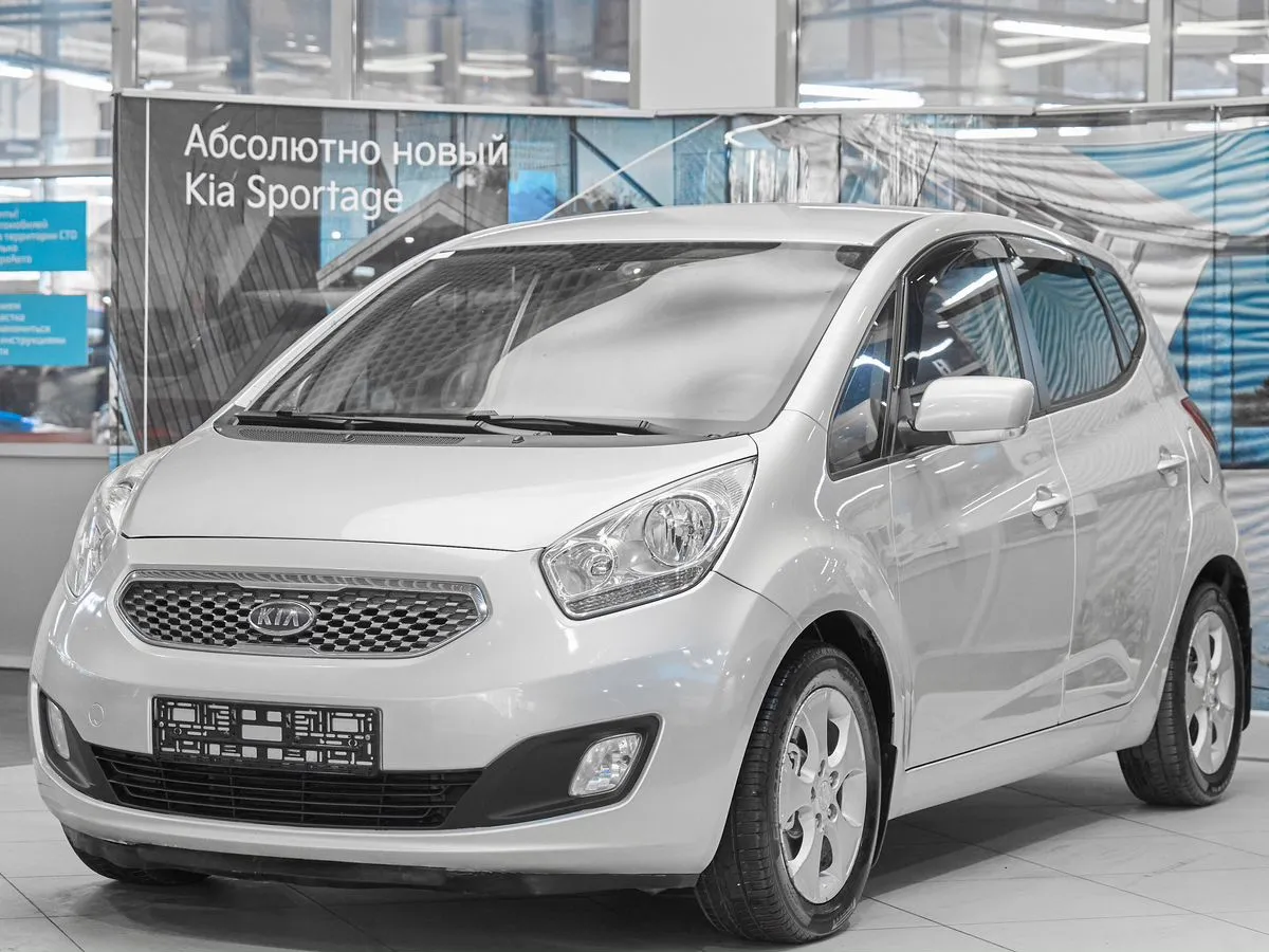 Kia Venga I · Luxe
