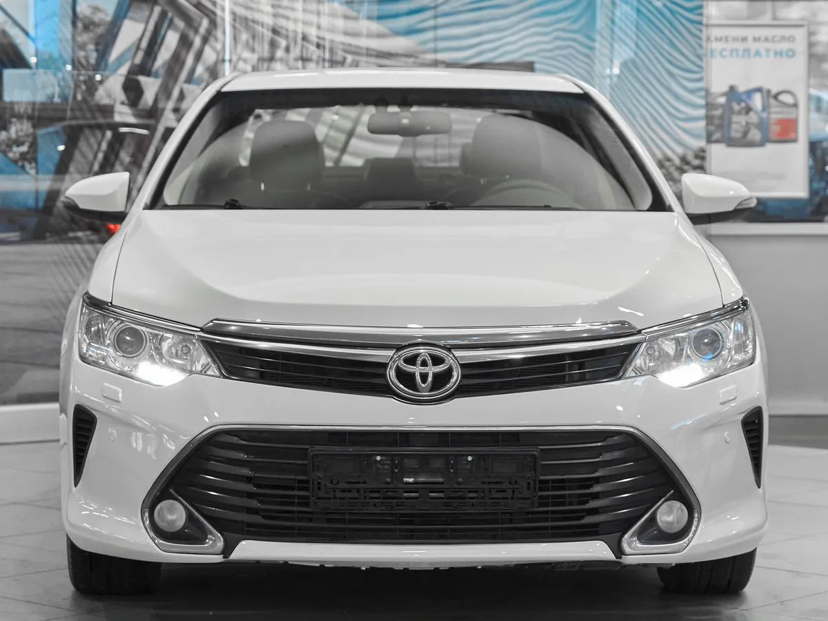 Toyota Camry VII (XV50) Рестайлинг · Элеганс — фото 2