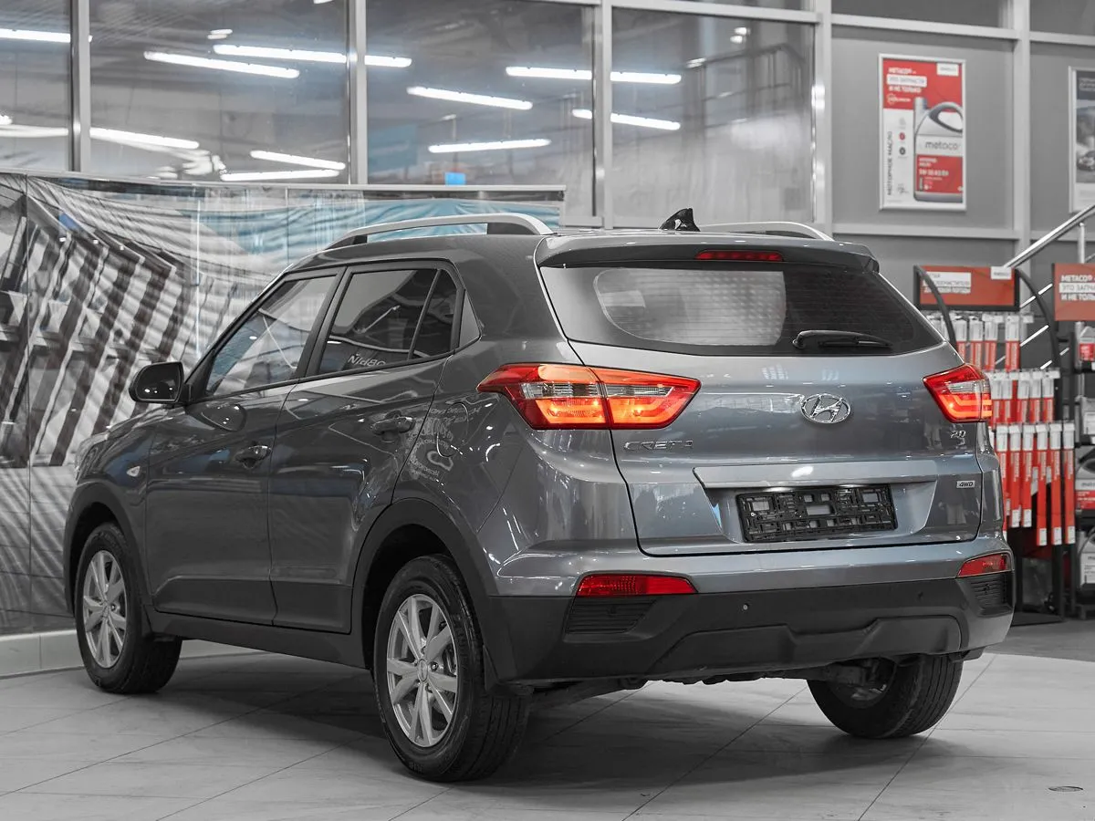 Hyundai Creta I · Comfort Plus + Advanced + Style — фото 4