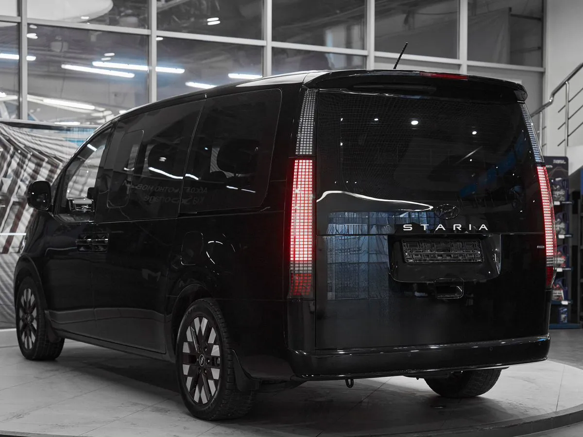 Hyundai Staria I · High-Tech — фото 4
