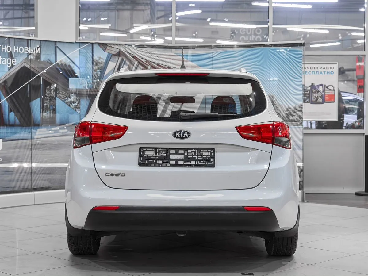 Kia Ceed II Рестайлинг · Comfort 2016 — фото 5