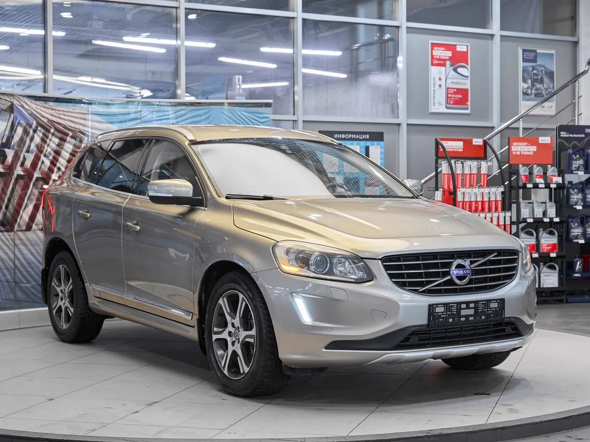 Volvo XC60 I Рестайлинг — фото 3