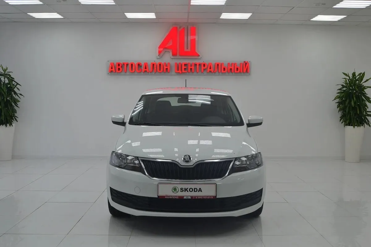 Skoda Rapid I Рестайлинг · Style — фото 3