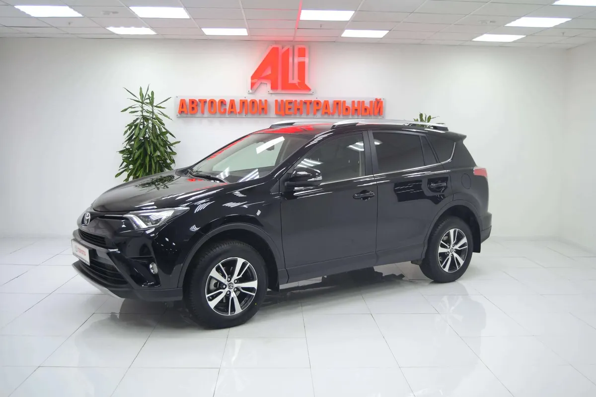 Toyota RAV4 V (XA50) · Fashion