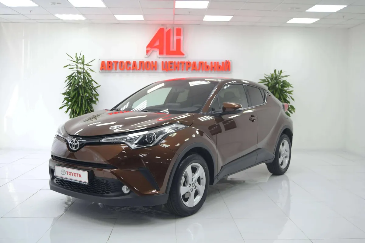 Toyota C-HR I · Hot