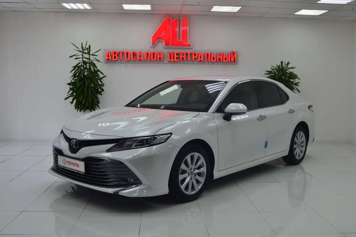 Toyota Camry VIII (XV70) · Стандарт