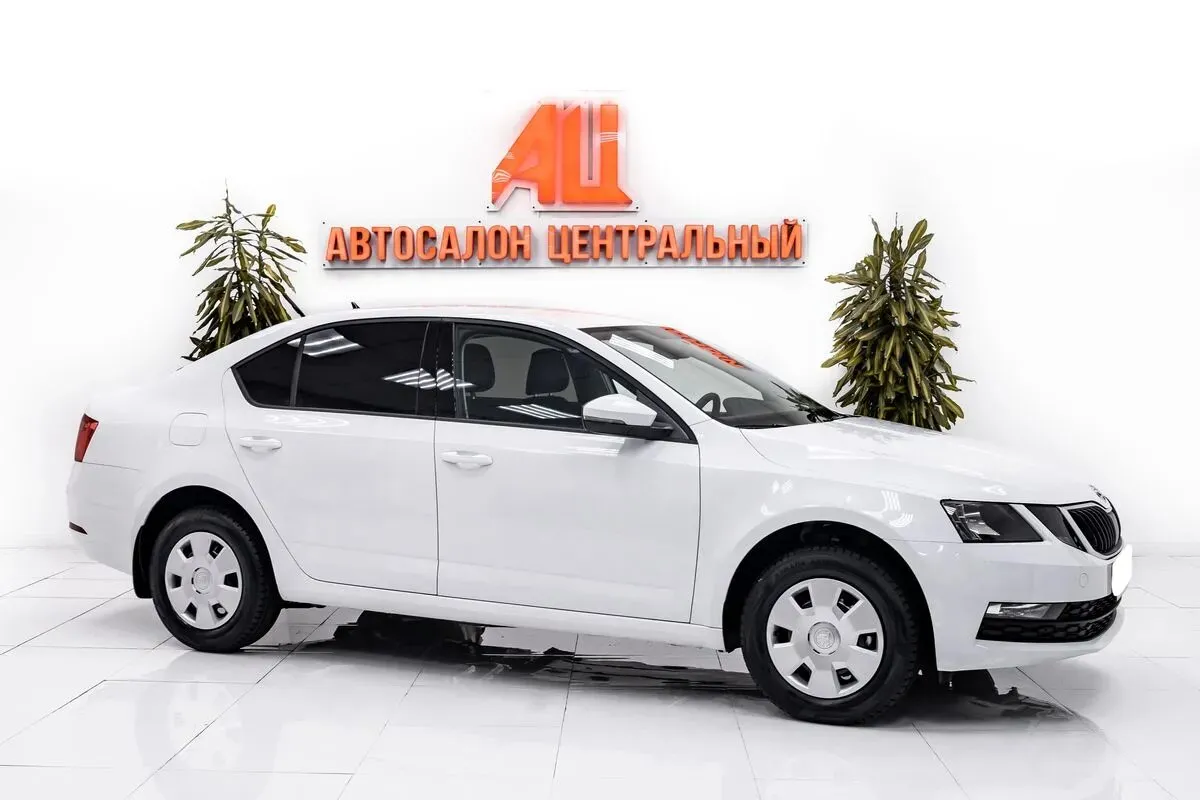 Skoda Rapid I Рестайлинг · Ambition — фото 2