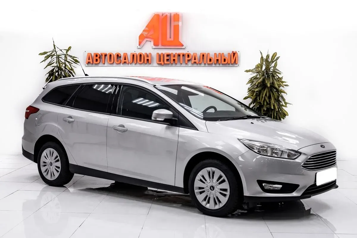 Ford Focus III Рестайлинг — фото 2
