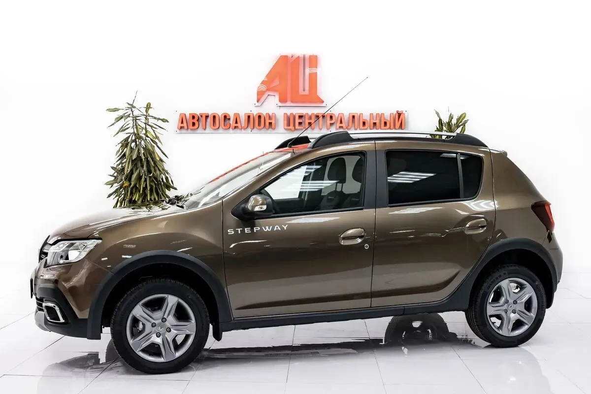 Renault Sandero II Рестайлинг · Life