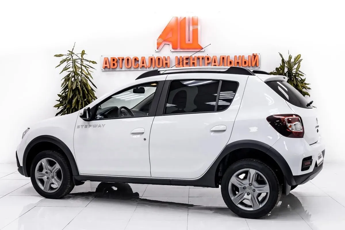 Renault Sandero II Рестайлинг · Life — фото 3