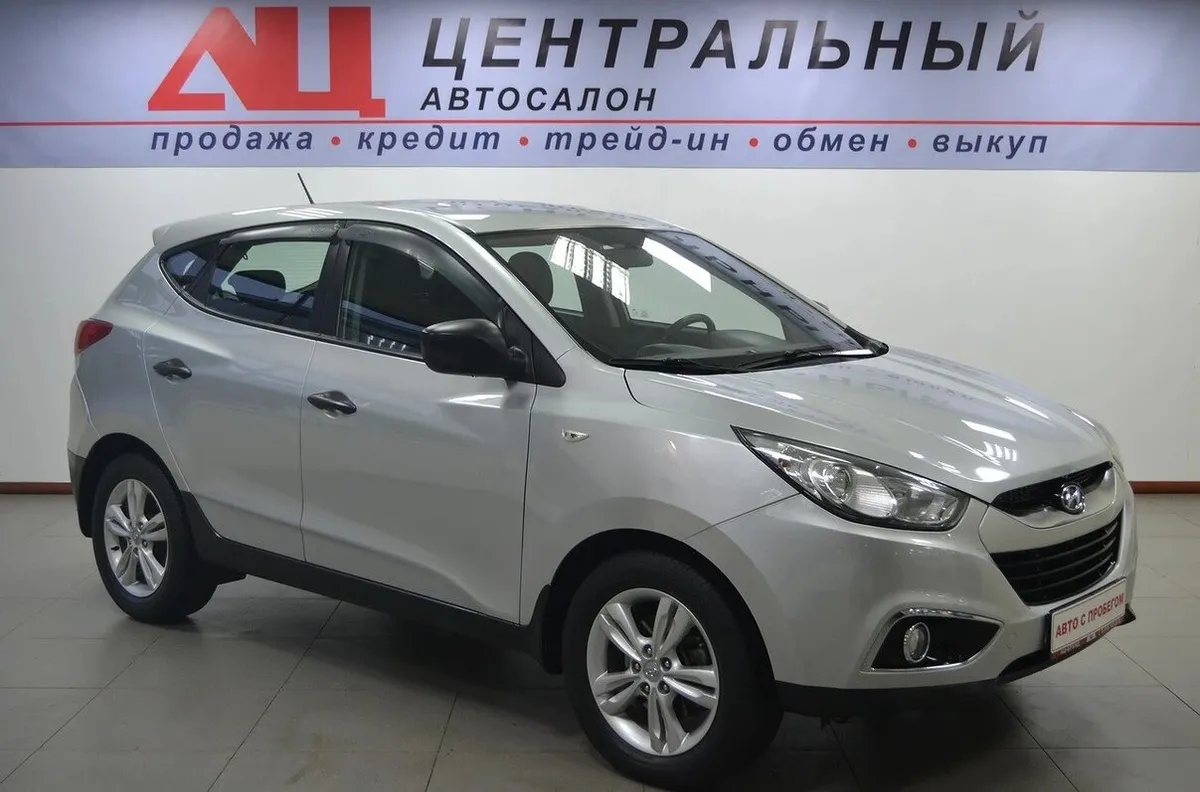 Hyundai ix35 I · Base — фото 3