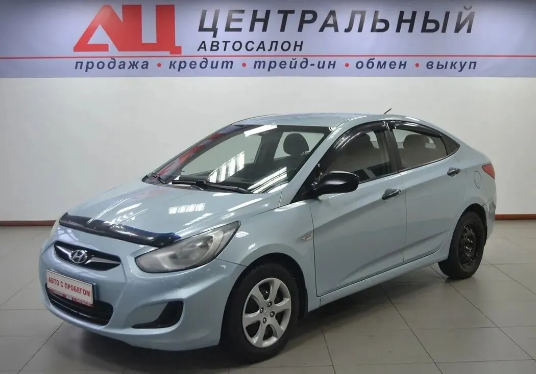 Hyundai Solaris I · Family