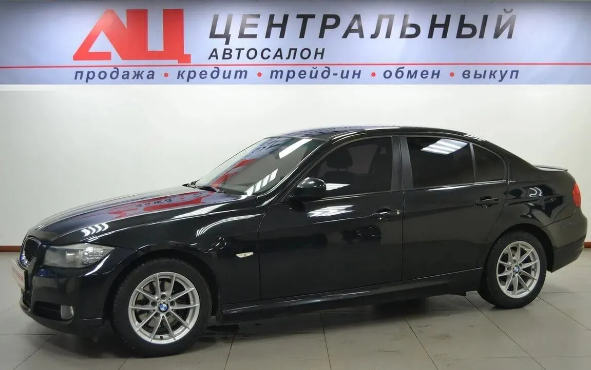 BMW 3 серии V (E90/E91/E92/E93) Рестайлинг · 318
