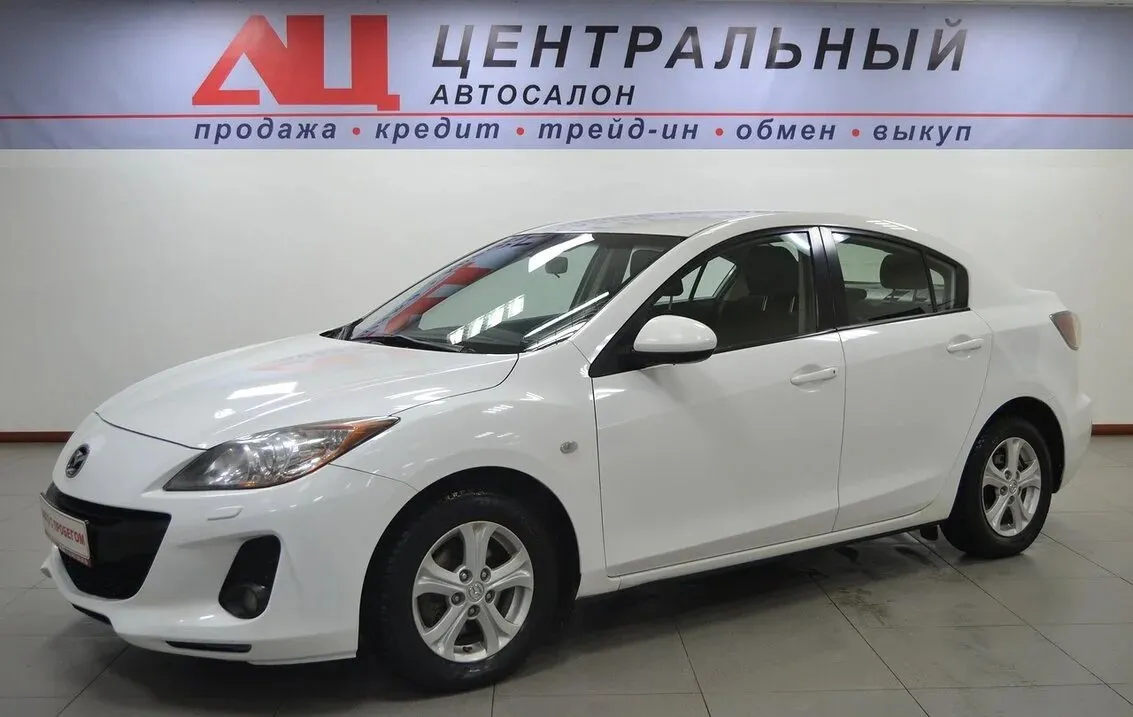 Mazda 3 II (BL) Рестайлинг · Touring Plus